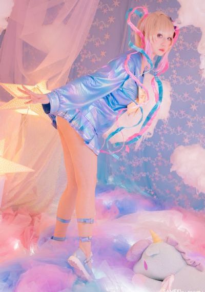 跪下+晨尿+伺候_DVDHD在线观看