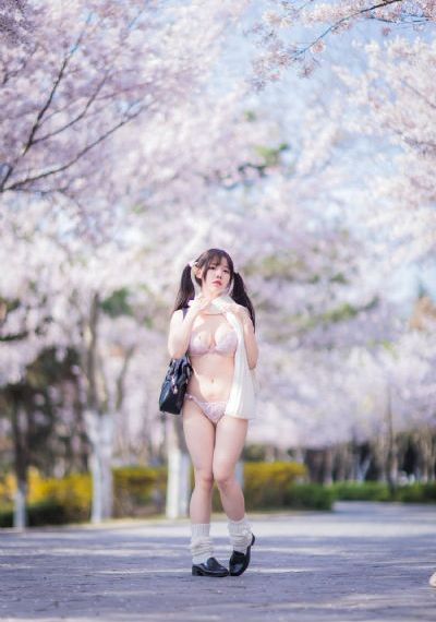 时间停止器av闯进女澡堂_BD免费视频大全