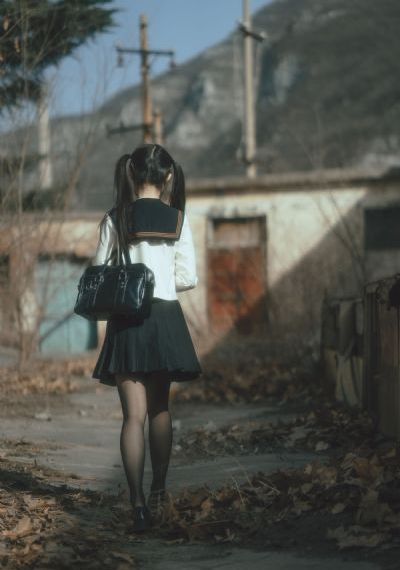热情的邻居在线_DVD高清免费观看