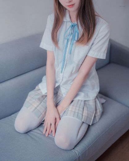 丝袜足脚交在线播放_超清动漫在线观看