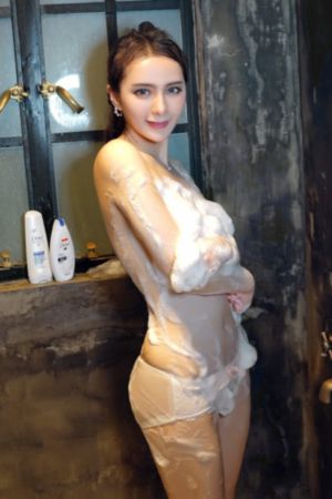 依雯妮妮_日韩电影在线