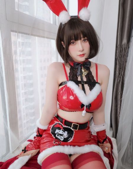 侵犯银行女职员在线播放_国产在线观看