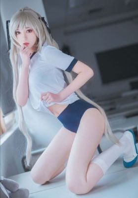 美女脱光app_1080P日本电影免费